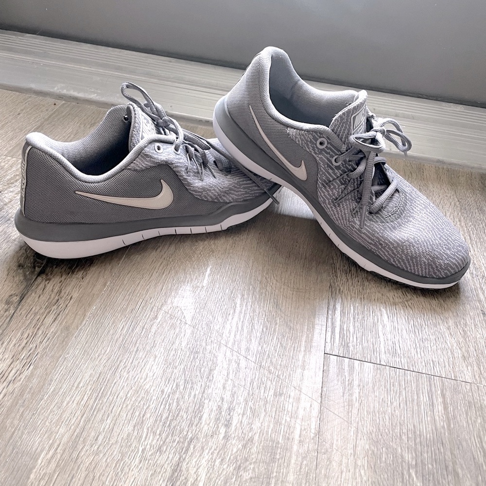 Nike Flex Supreme TR 6 Training Shoes